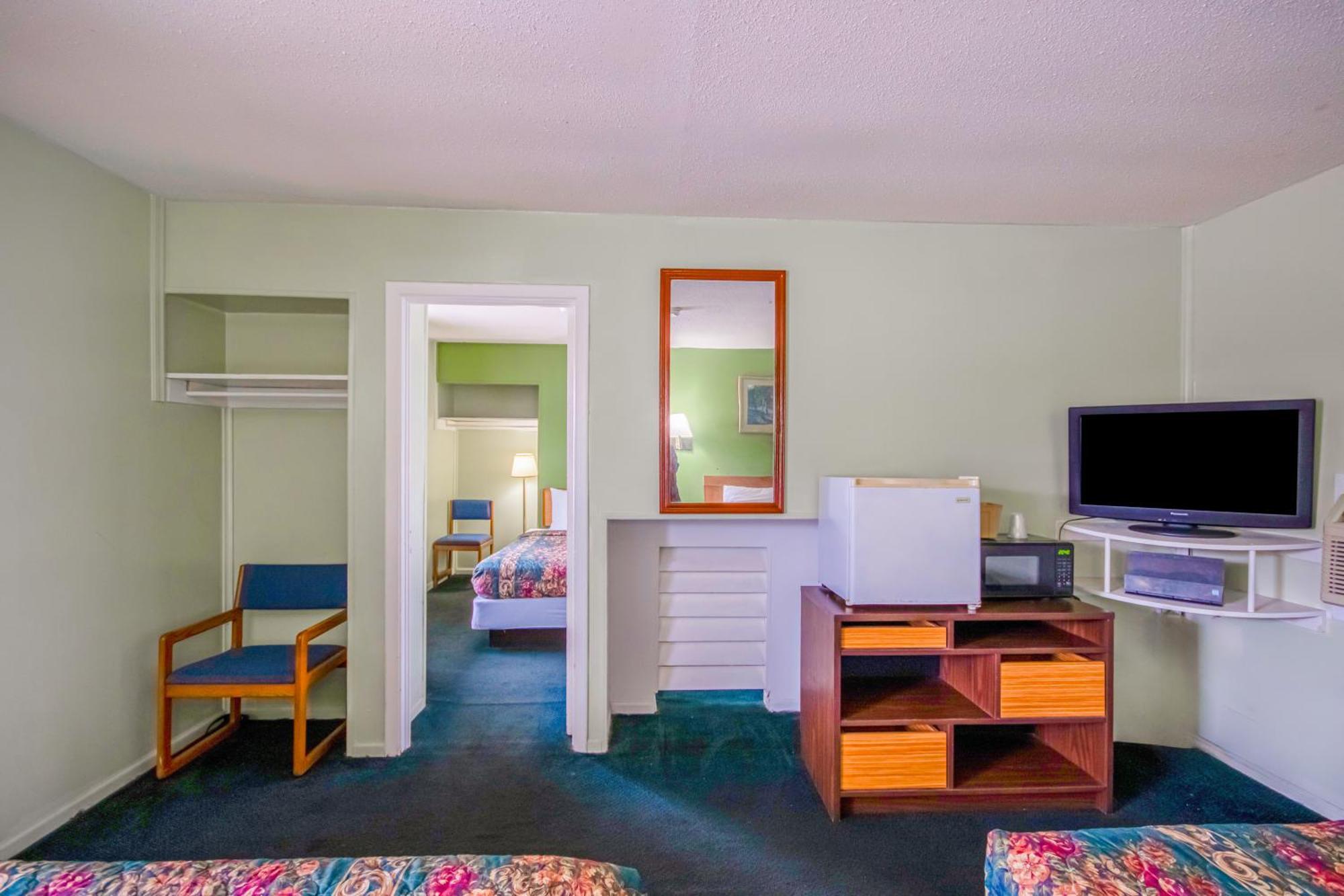 Oyo Travelier Motel Macon Екстериор снимка