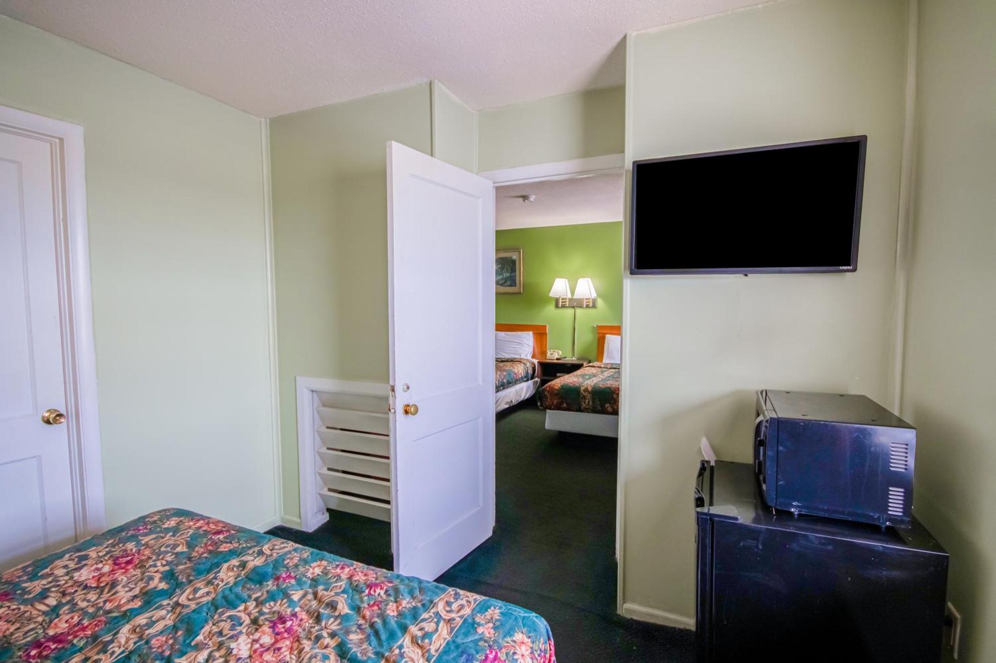 Oyo Travelier Motel Macon Екстериор снимка