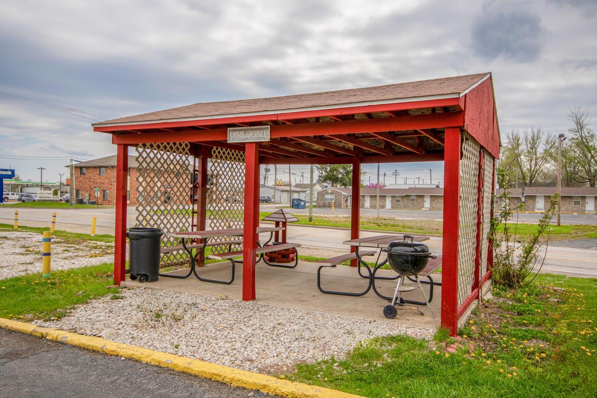 Oyo Travelier Motel Macon Екстериор снимка